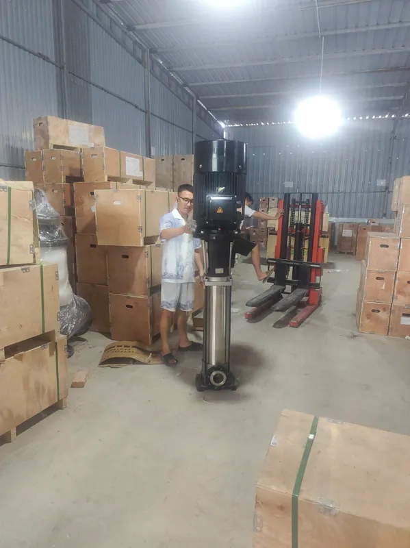 Bơm ly tâm trục đứng Aquaris cho hệ tăng áp toà nhà