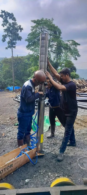 Bơm chìm giếng khoan mới lắp
